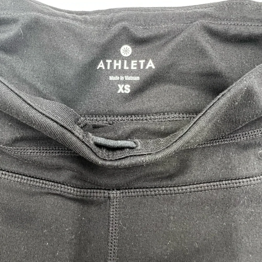 Athleta dot‎ be free black and gray reflective running leggings size XS. - Picture 5 of 8